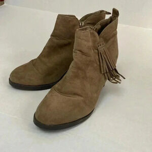 Bongo faux suede fringe boots Sz 7